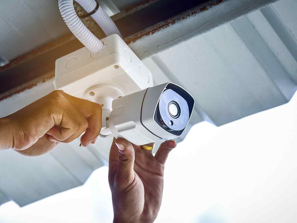https://electrician.ferrerasconstruction.com/wp-content/uploads/2018/10/inner_service_02.jpg